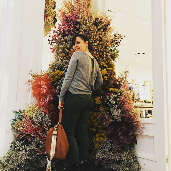 Meet your Posher, Sasha - Picture 5 of 6